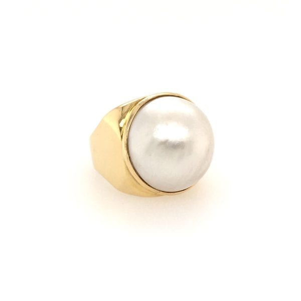 Mabe pearl gold ring