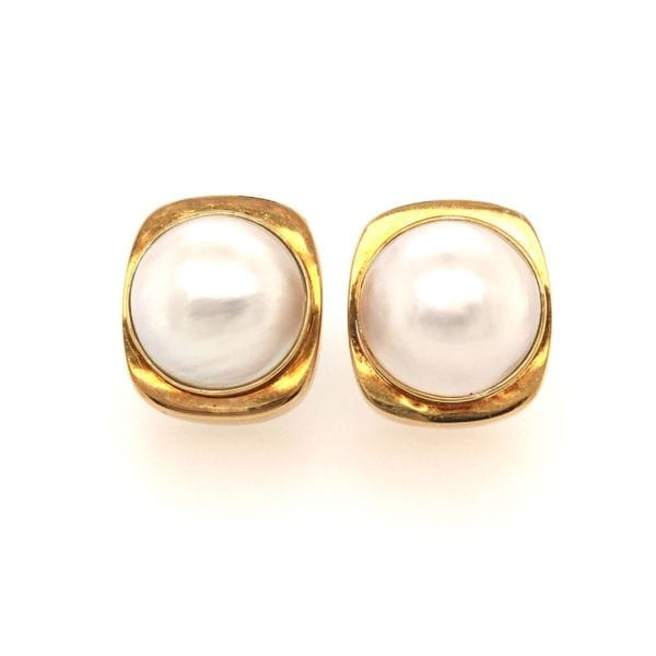 Gold and made pearl earrings