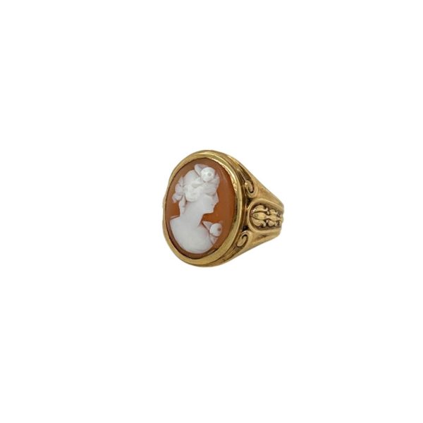 Classical Woman Shell Cameo Ring