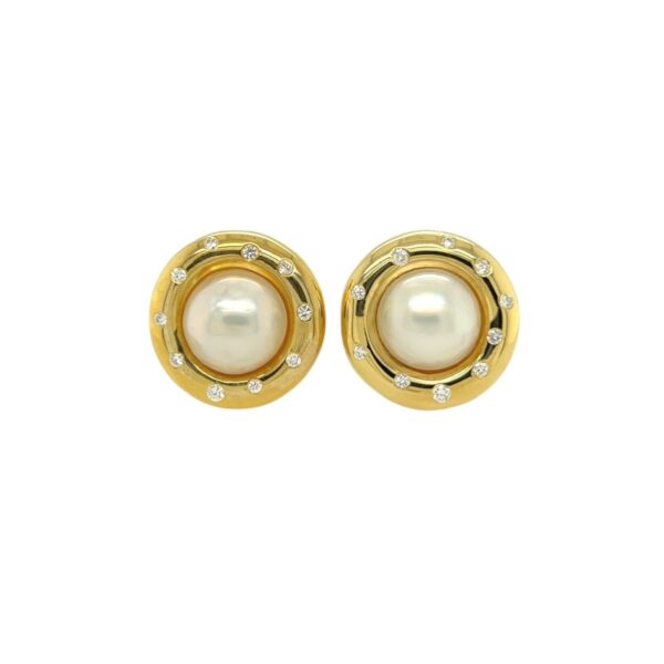 Mabe Pearl Diamond Round Earrings